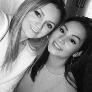 Meet your Posher, Amra